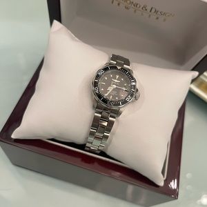 Invicta Women's Pro Diver Collection Watch 8939